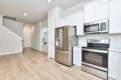 1015 Vista View Drive #1001, Georgetown, TX 78626 - Photo 6