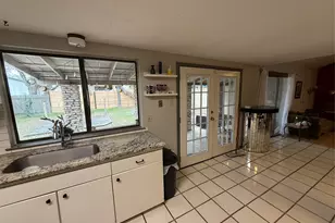 7501 West Gate Blvd, Austin, TX 78745 - Photo 8