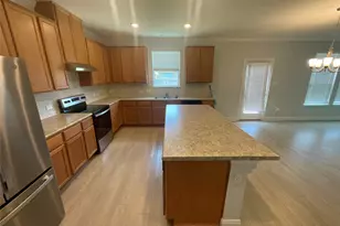 13821 Abraham Lincoln St, Manor, TX 78653 - Photo 8