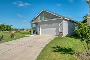 129 Athena Way, Jarrell, TX 76537 - Photo 2