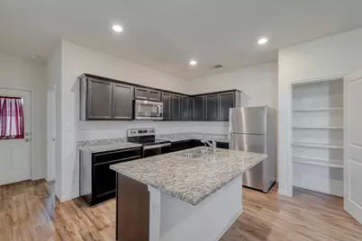 129 Athena Way, Jarrell, TX 76537 - Photo 4