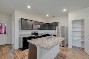 129 Athena Way, Jarrell, TX 76537 - Photo 4