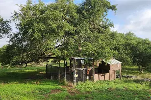 120 Pioneer Trail, San Marcos, TX 78666 - Photo 12