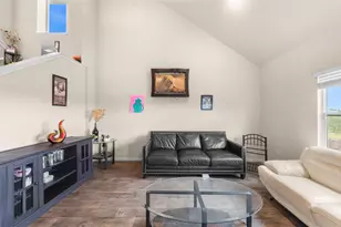 707 Liard River Rd, Hutto, TX 78634 - Photo 8