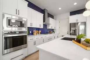 13013 Cardinal Flower Dr, Austin, TX 78739 - Photo 10