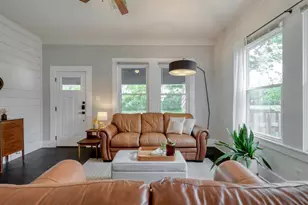 1012 Speegle St, Taylor, TX 76574 - Photo 8