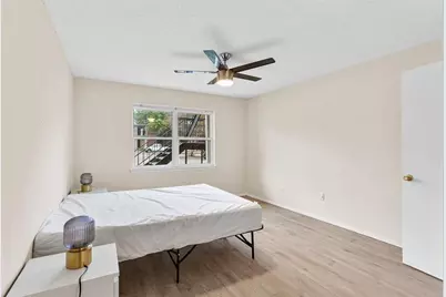 1907 W Loop #B, Austin, TX 78758 - Photo 6