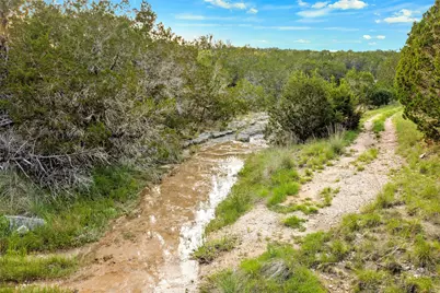 900 Lost Valley Road, Dripping Springs, TX 78620 - Photo 14