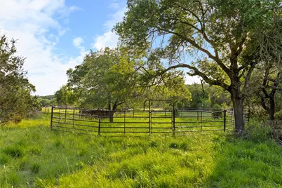 900 Lost Valley Road, Dripping Springs, TX 78620 - Photo 30