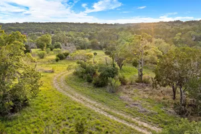 900 Lost Valley Road, Dripping Springs, TX 78620 - Photo 16