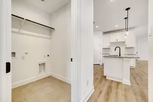 122 International St, Buda, TX 78610 - Photo 4
