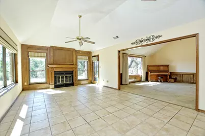 3100 Live Oak Street, Round Rock, TX 78681 - Photo 16