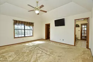 3100 Live Oak St, Round Rock, TX 78681 - Photo 18
