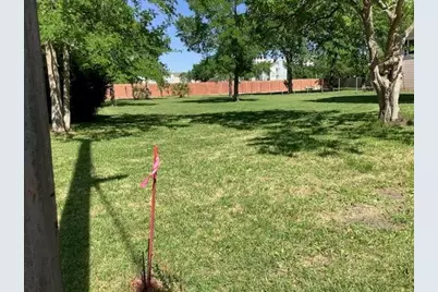 18603 Kings Lynn Street, Houston, TX 77058 - Photo 4