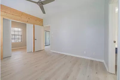 210 Oak Bay Street #402, Rockport, TX 78382 - Photo 14