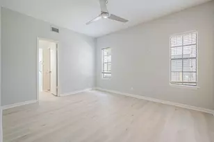 210 Oak Bay St, Rockport, TX 78382 - Photo 12