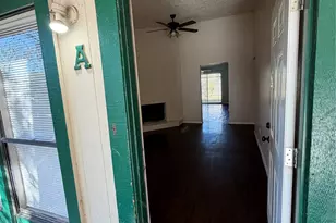 4702 Rocking Chair Rd, Austin, TX 78744 - Photo 4