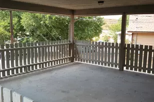 5212 Downs Dr, Austin, TX 78721 - Photo 2
