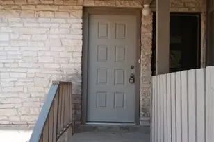 5212 Downs Dr, Austin, TX 78721 - Photo 16