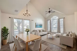 12710 Possum Hollow Dr, Austin, TX 78729 - Photo 4