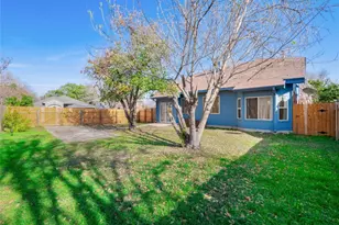 12710 Possum Hollow Dr, Austin, TX 78729 - Photo 36