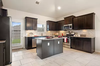 501 Buttermilk Lane, Leander, TX 78641 - Photo 12