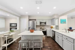 122-A World Of Tennis Square, Lakeway, TX 78738 - Photo 14