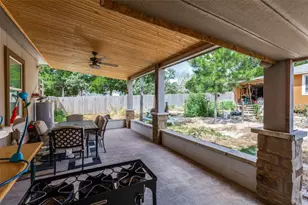 130 Los Arcos Rd, Elgin, TX 78621 - Photo 20