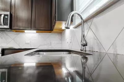 2950 E Old Settlers Boulevard #36, Round Rock, TX 78665 - Photo 12