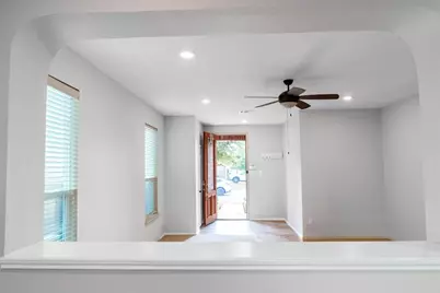 2950 E Old Settlers Boulevard #36, Round Rock, TX 78665 - Photo 8