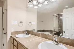 3032 Douglas Fir Dr, New Braunfels, TX 78130 - Photo 8