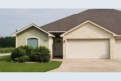 3032 Douglas Fir Drive, New Braunfels, TX 78130 - Photo 2