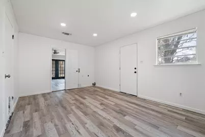 1106 Hackberry Drive, Marble Falls, TX 78654 - Photo 14