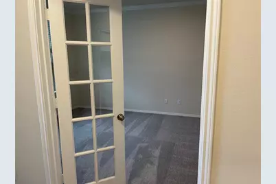 105 Onna Street, Taylor, TX 76574 - Photo 10