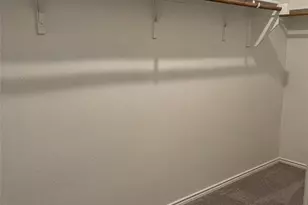 105 Onna St, Taylor, TX 76574 - Photo 14