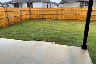 105 Onna St, Taylor, TX 76574 - Photo 20