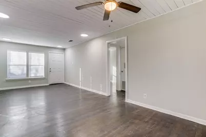 5216 McCarty W #7, Austin, TX 78749 - Photo 6