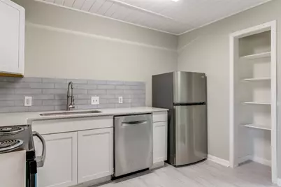 5216 McCarty W #7, Austin, TX 78749 - Photo 14