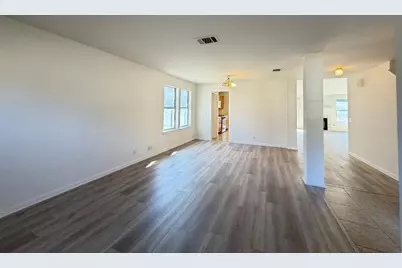 1913 Overland, Leander, TX 78641 - Photo 2