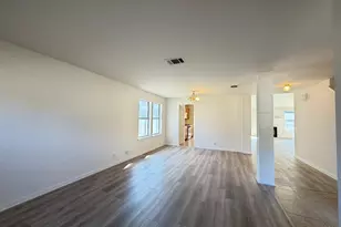 1913 Overland, Leander, TX 78641 - Photo 2