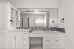 1228 Challenger, Lakeway, TX 78734 - Photo 22