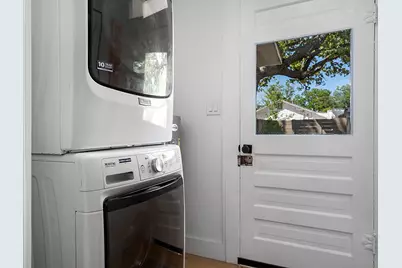 510 N Orange Street, Fredericksburg, TX 78624 - Photo 28