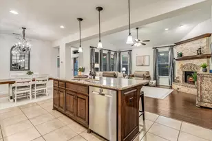 226 Galloway Ln, Austin, TX 78737 - Photo 12