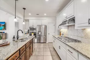 226 Galloway Ln, Austin, TX 78737 - Photo 10