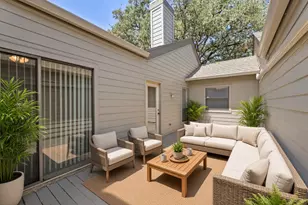 5737 N Scout Island Cir, Austin, TX 78731 - Photo 16