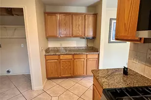 6913 Sabrina Dr, Austin, TX 78747 - Photo 12