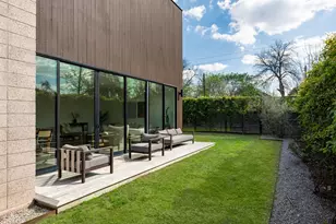 2014 E 2nd St, Austin, TX 78702 - Photo 26