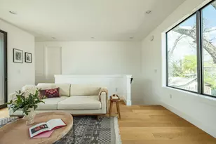 2014 E 2nd St, Austin, TX 78702 - Photo 14