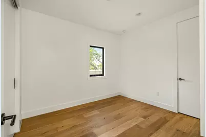 2014 E 2nd Street, Austin, TX 78702 - Photo 18