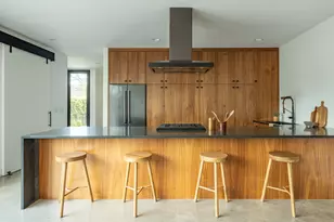 2014 E 2nd St, Austin, TX 78702 - Photo 6